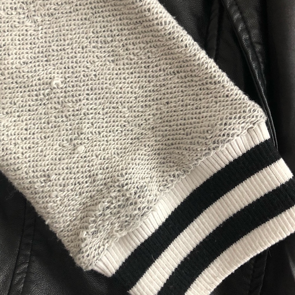Jacket - Picture 4 of 7